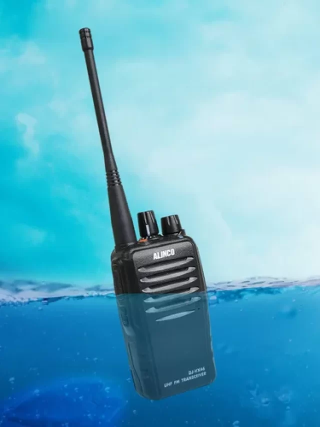 Which is better UHF or VHF walkie talkie?
